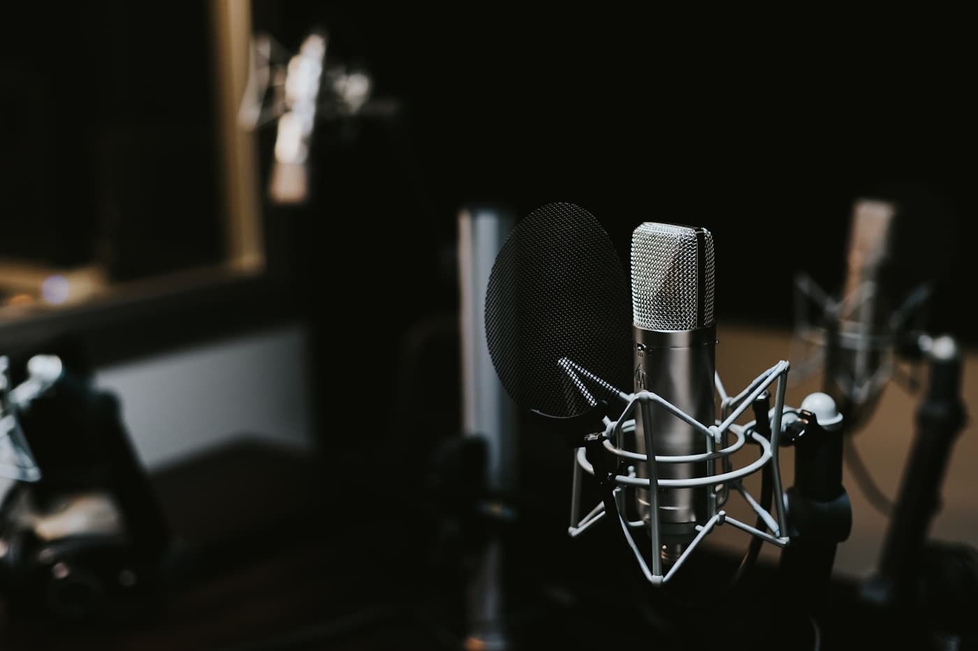 Building voice agents that respond in real time.